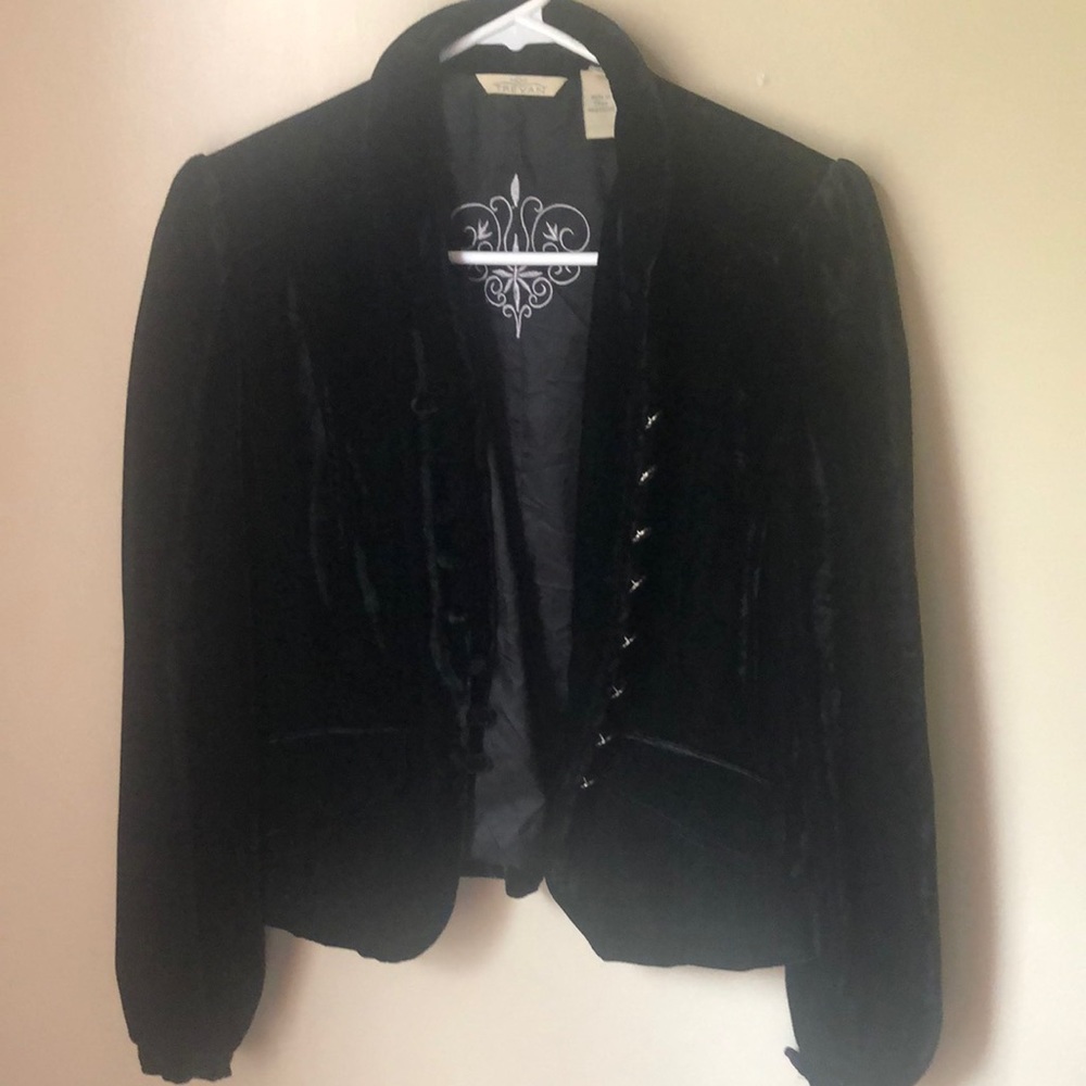 Stevie Nicks-inspired black velvet blazer size 4 *worn once*